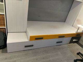 Dormitorio juvenil beige - cama nido