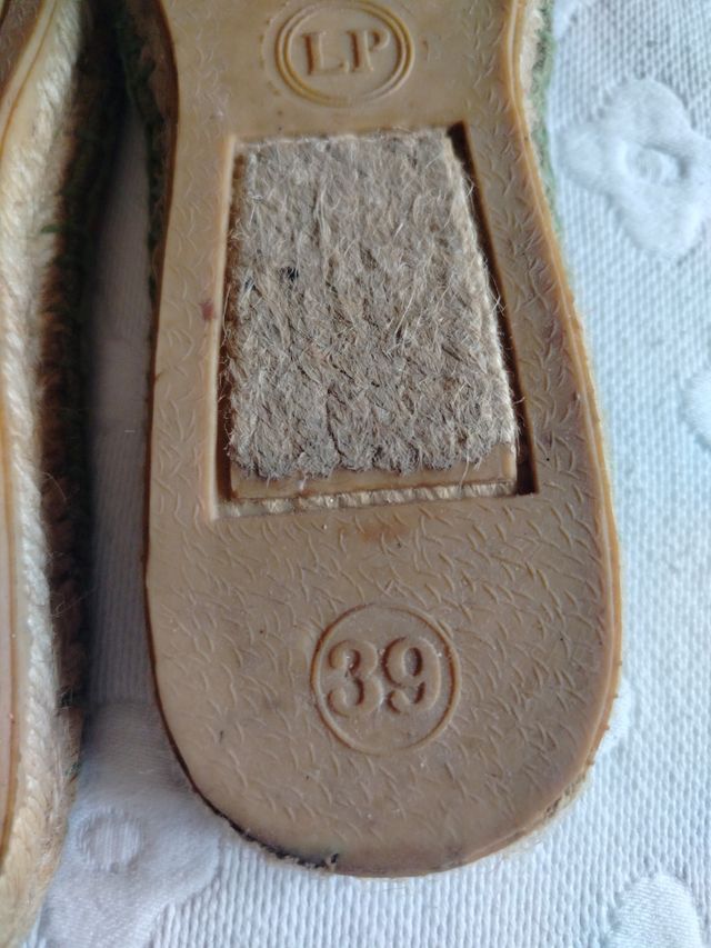 Alpargatas LP 39 - Verde caqui bordadas