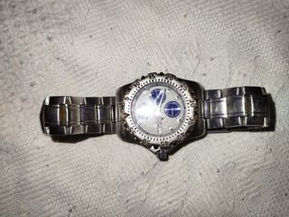 Reloj Lotus .