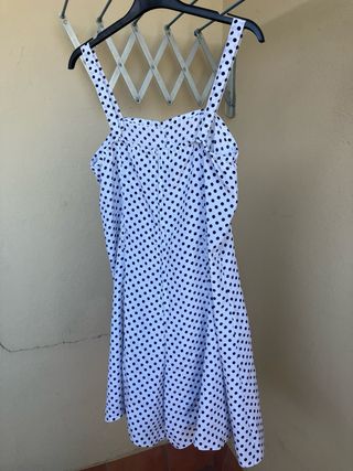 Vestido blanco lunares negros