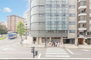 Oficina en venta en Zona Teatro Campoamor en Oviedo