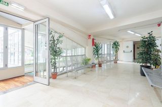 Oficina en venta en Zona Teatro Campoamor en Oviedo
