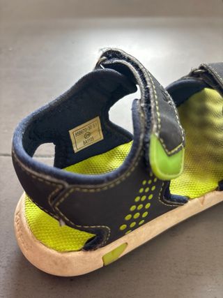 Sandalias Kickers niño - azul y verde
