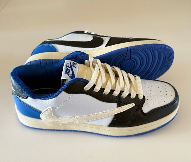 Nike Air Jordan Retro Low x Travis Scott