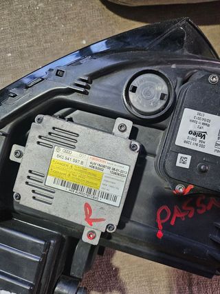 Faro VW Passat -  lado conductor 