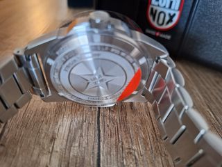 Reloj Luminox sin uso