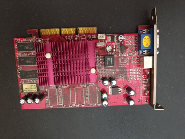 Tarjeta gráfica ESMT - Windows 98