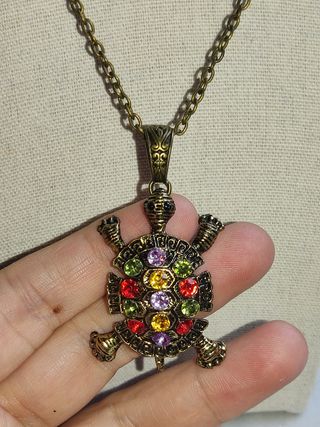 Collana Vintage con pendente tartaruga con strass 