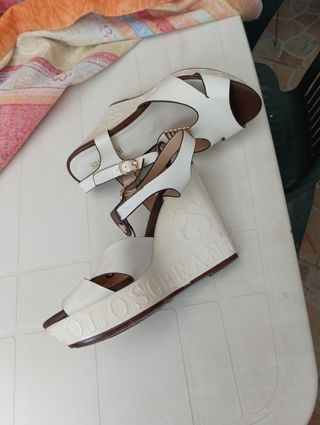 Sandali bianchi c/ tacco 39