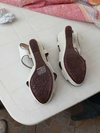 Sandali bianchi c/ tacco 39