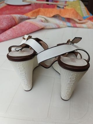 Sandali bianchi c/ tacco 39