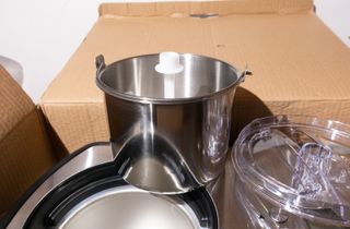Heladera con compresors Unold como nueva