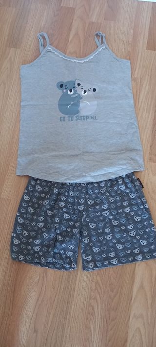 Pijama corto gris 