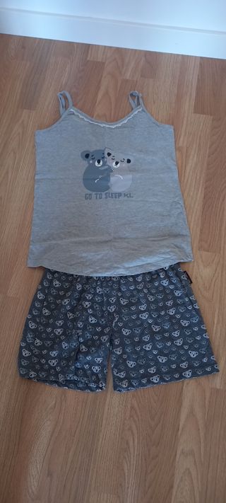 Pijama corto gris 