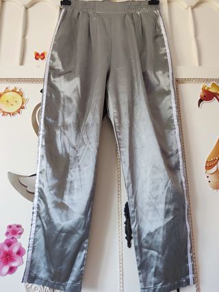 Pantalones satinados verde 