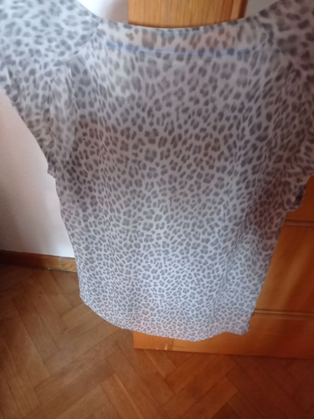 Blusa leopardo beige-gris Massimo Dutti