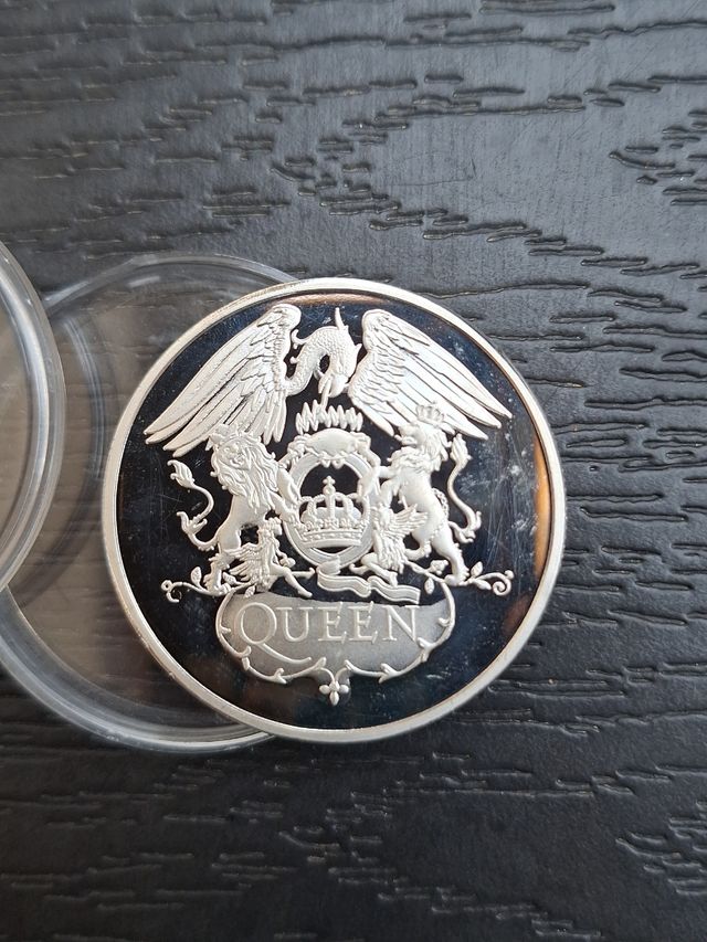 Moneda Queen: Edición Coleccionista