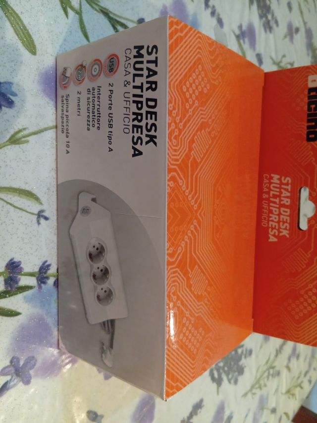 Multipresa Star Desk 2 porte USB tipo A