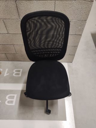 Silla oficina Ikea negra Flintan
