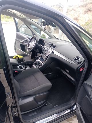 Ford S-MAX 2013