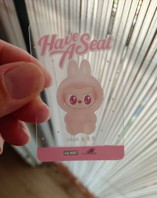 NUEVO Labubu rosa Dada con ropa