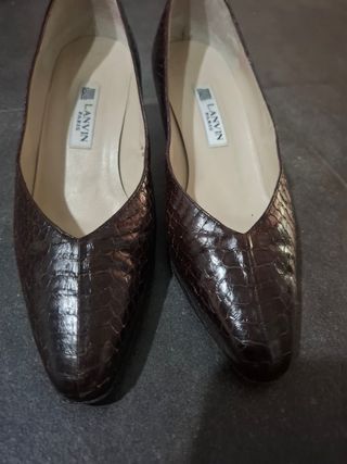 Zapatos franceses, de tacón, marca Lanvin Marrón