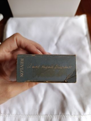 Saponetta vintage Charlie Revlon