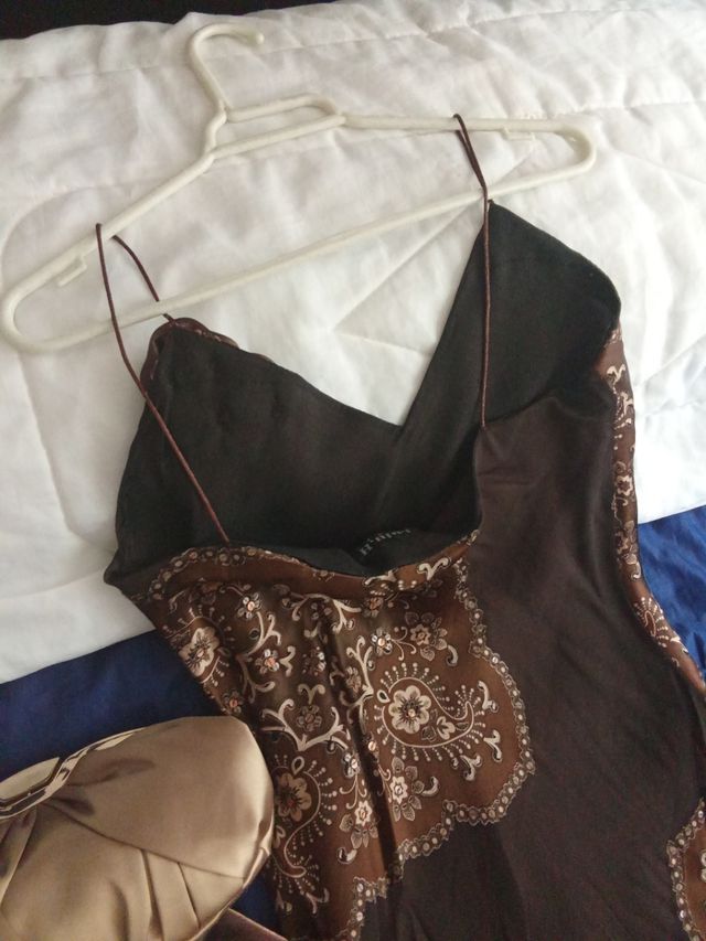 Vestido ceremonia marrón