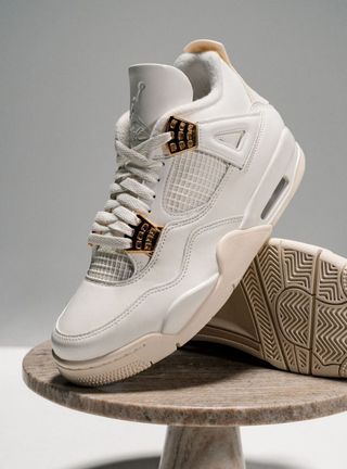 Air Jordan 4 Retro Metallic Gold 2024