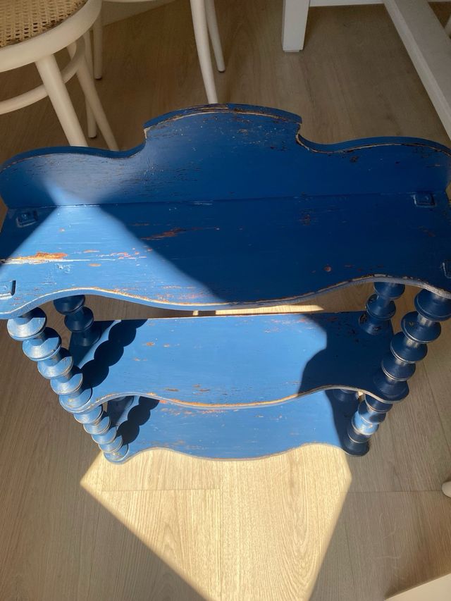 Estantería vintage azul de madera