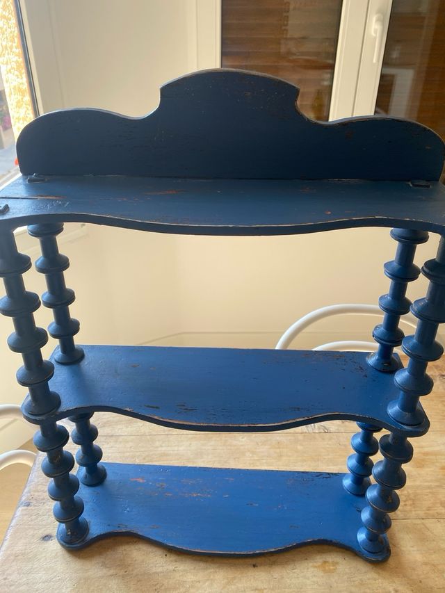 Estantería vintage azul de madera