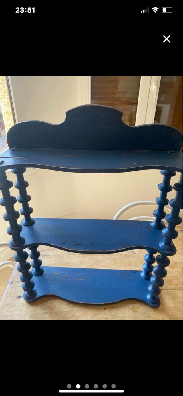 Estantería vintage azul de madera