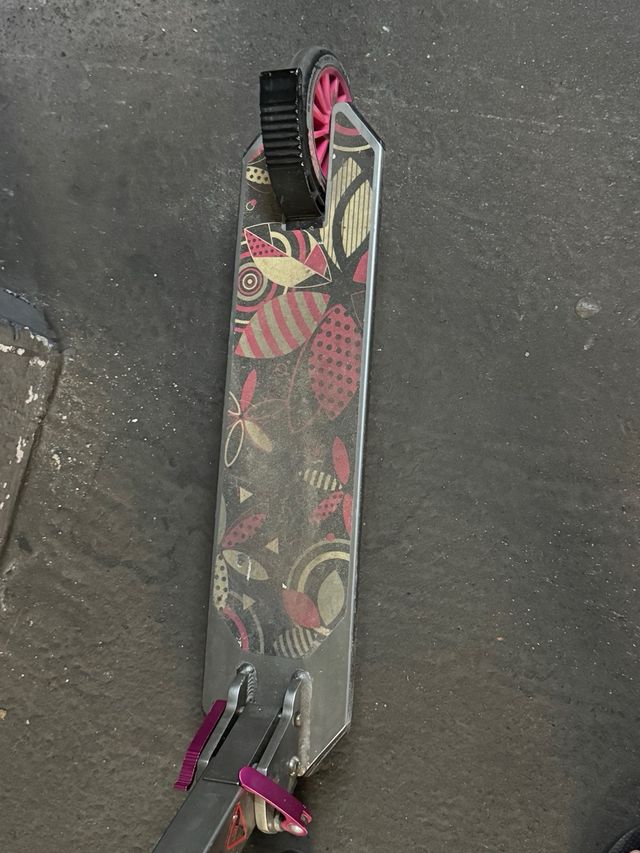 Patinete niña Decathlon usado