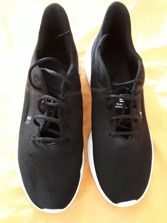 Zapatillas Decathlon negras - Deporte