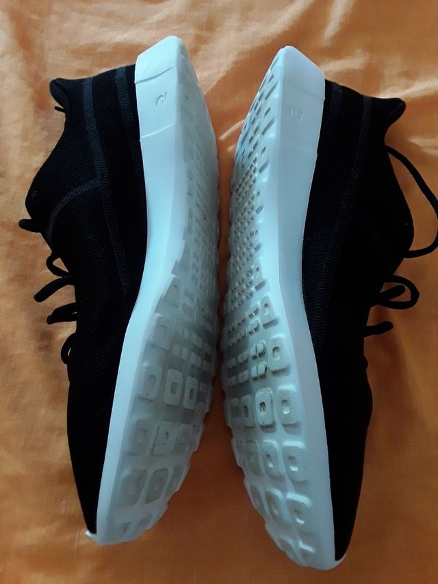 Zapatillas Decathlon negras - Deporte