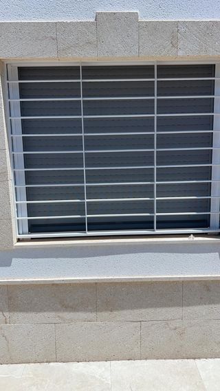 Verja metálica galvanizada