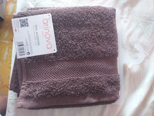 Toalla marrón algodón Arinova