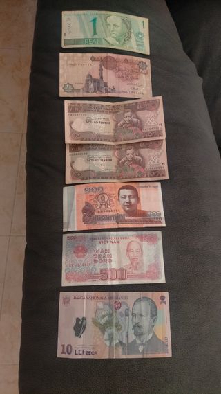 Billetes antiguos varios paises