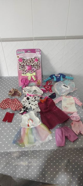 Lote ropita muñecas 