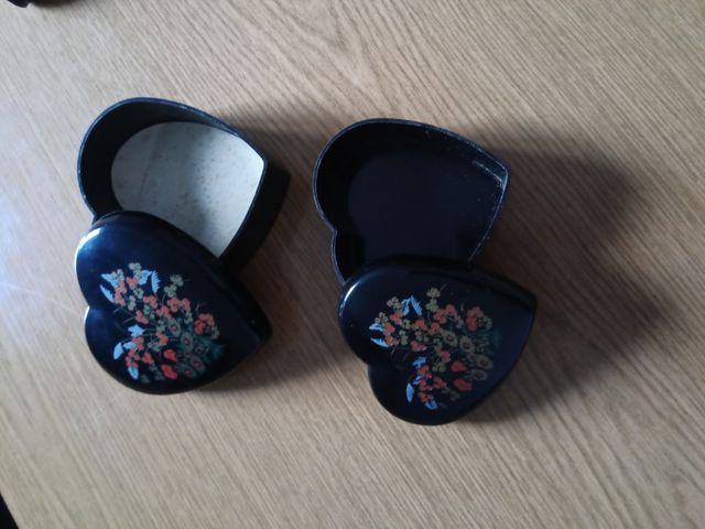 2 scatole cuore vintage