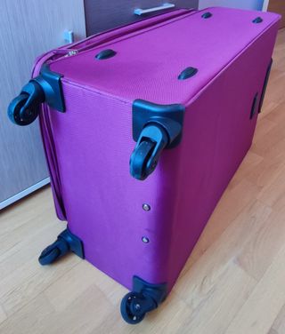 Maleta Grande con Ruedas color Malva Paco Martínez
