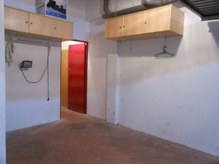 Garaje cerrado con trastero