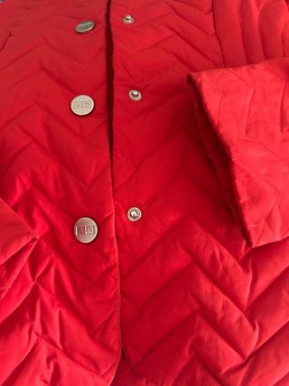 Chaqueta roja Adolfo Domínguez