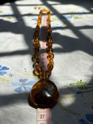 Collar ámbar miel 
