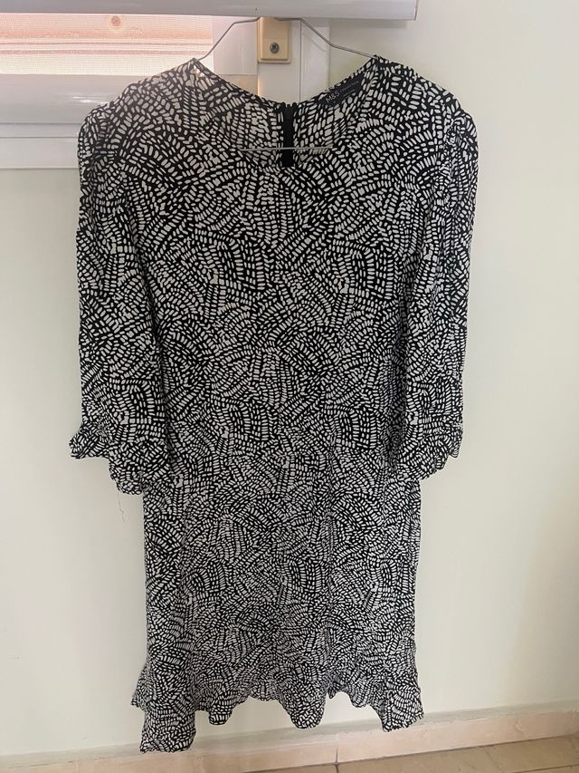 Vestido mini estampado blanco y negro