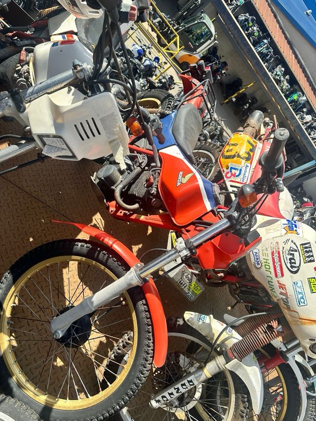Honda TLR 200 ( 1 unidad ) - Histórica con papeles