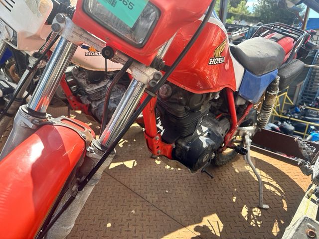 Honda TLR 200 ( 1 unidad ) - Histórica con papeles