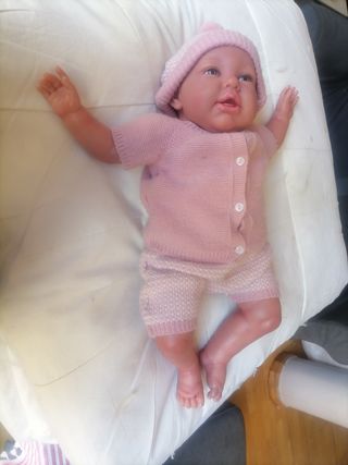 Carrito de bebé de juguete