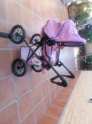 Carrito de bebé de juguete