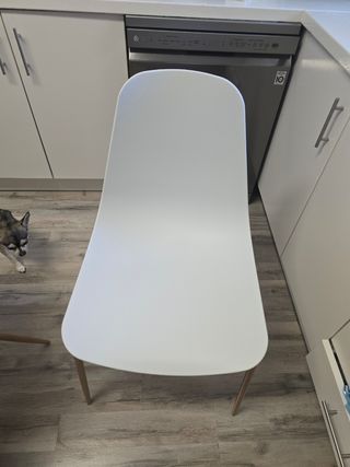 4 sillas blancas de cocina - Moderna